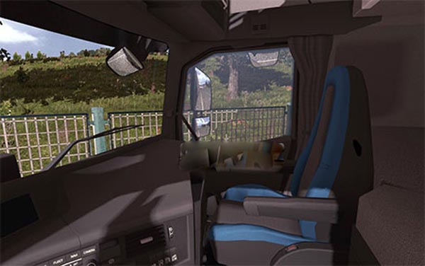 Volvo FH16 2013 black-blue interior