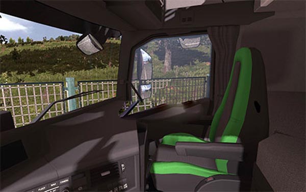 Volvo FH16 2013 black-green interior