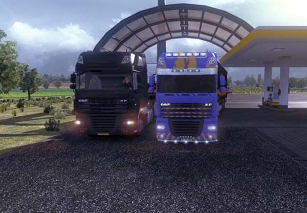 DAF XF Blue Yellow Skin 