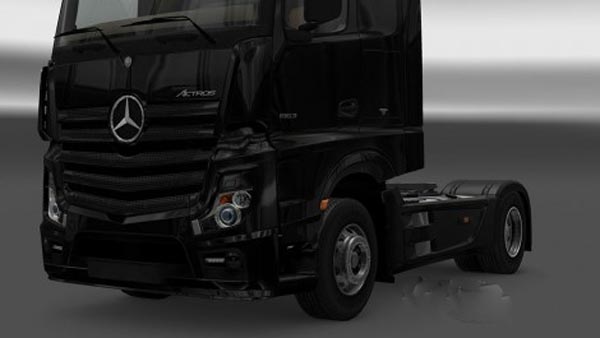 Mercedes Actros MP4 Black Headlights