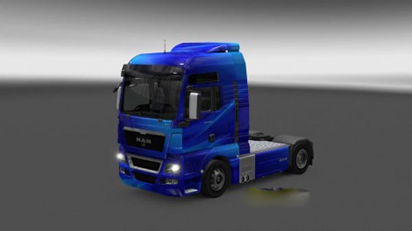 MAN TGX Blue Skin