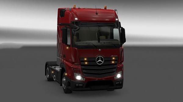 New Actros plastic parts and more v2.3