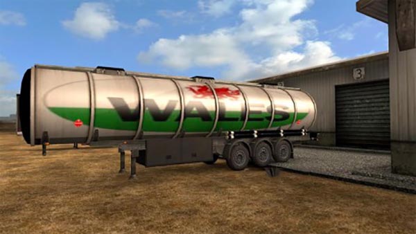 Welsh fuel tanker skin