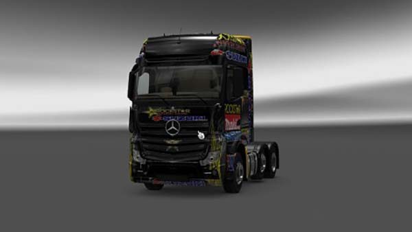 Mercedes MP4 Rockstar Suzuki Skin