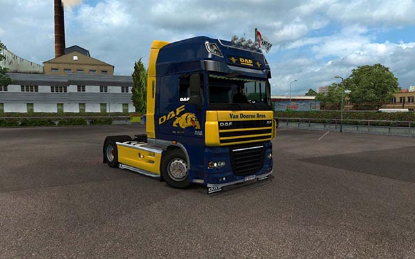 DAF XF 105 Blue and Yellow Skin